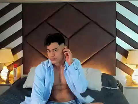 EmilianoPaez online show from March 19, 11:39 am