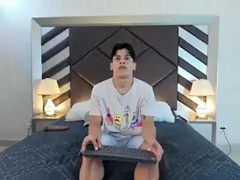 EmilianoPaez online show from March 15, 11:40 am