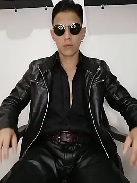 Snapshot of Mr-Eros-Master chatting on February 23, 3:37 pm Mr-Eros-Master online show from February 23, 3:37 pm
