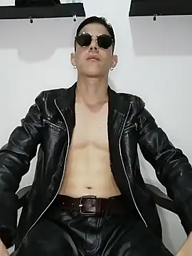 Snapshot of Mr-Eros-Master chatting on February 20, 2:57 pm Mr-Eros-Master online show from February 20, 2:57 pm