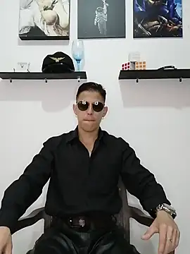 Snapshot of Mr-Eros-Master chatting on February 16, 5:59 pm Mr-Eros-Master online show from February 16, 5:59 pm
