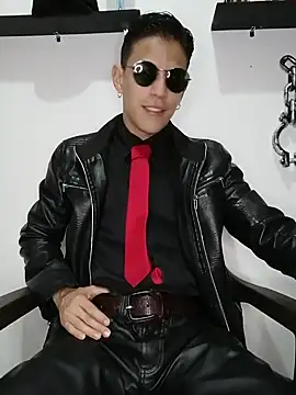 Snapshot of Mr-Eros-Master chatting on March 1, 10:10 pm Mr-Eros-Master online show from March 1, 10:10 pm