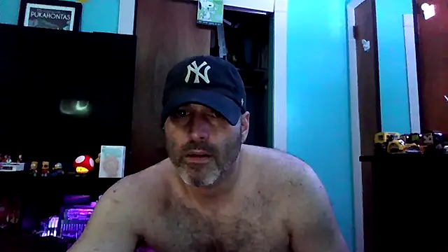 Snapshot of Novabear6996 chatting on September 22, 12:48 pm Novabear6996 online show from September 22, 12:48 pm