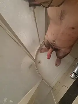 Lezoz  online show from October 28, 6:21 pm