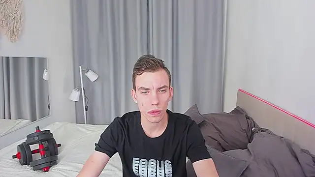 Daniel Kinng online show from March 11, 11:33 am