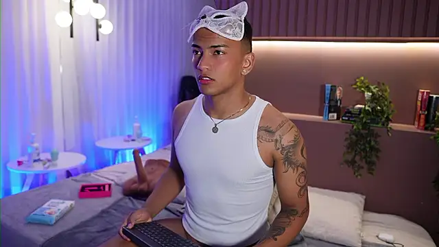 Rafa2004Cruz online show from March 14, 1:07 pm