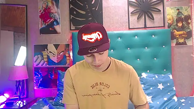 LiamAndrewzz online show from September 30, 4:54 pm