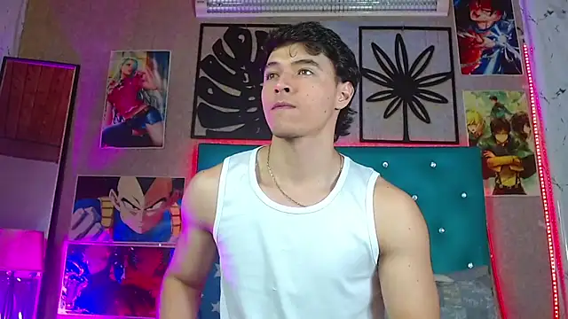 LiamAndrewzz online show from April 4, 4:42 am