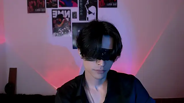 Snapshot of gunther_hda chatting on October 31, 12:01 am gunther hda online show from October 31, 12:01 am