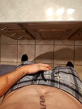 Cummaker69 online show from November 28, 10:55 pm