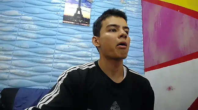 Snapshot of seigfried0 chatting on February 23, 7:14 pm seigfried0 online show from February 23, 7:14 pm