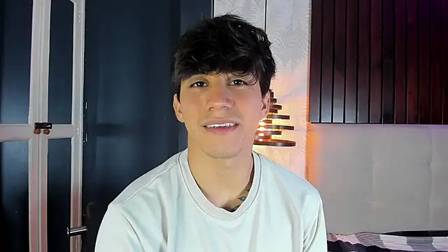 Allex Cano online show from February 9, 8:57 pm