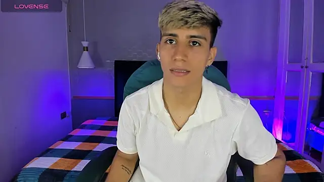 Allex Cano online show from February 22, 5:31 pm