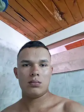 mikytoo online show from April 25, 9:45 pm