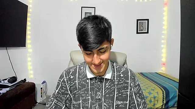 Snapshot of babymaik chatting on October 14, 8:49 pm babymaik online show from October 14, 8:49 pm
