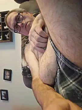 Smallone327 online show from November 16, 5:20 am