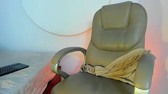 AlejandroStormm online show from March 27, 8:26 am