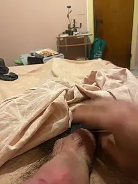 mikekmi21 online show from February 24, 4:58 pm