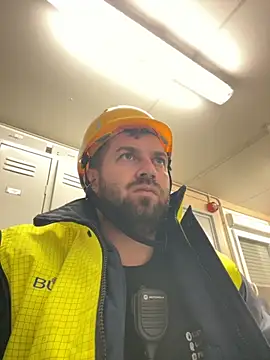 daniel21p online show from November 25, 11:29 pm