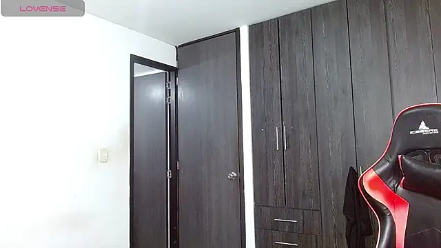 Javier Hot27 online show from June 19, 5:18 pm
