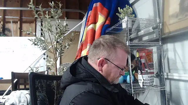 Randomoldguy615 online show from March 4, 2:06 am