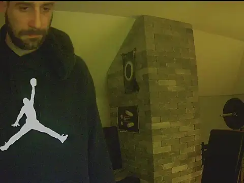 gryzoon online show from February 18, 3:26 am