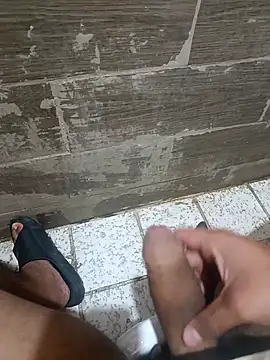 crisssalazar online show from March 6, 2:30 am