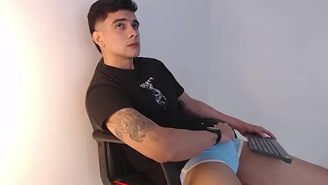 adam levis17 online show from November 22, 4:45 am