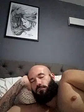 lousada007 online show from March 11, 5:27 am
