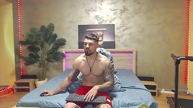 Tiberius hunk online show from June 6, 5:24 am