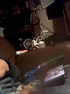 SirJonBradley online show from October 31, 2:31 pm