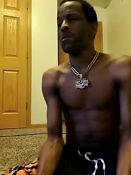 BadazzRXL online show from November 12, 4:35 pm