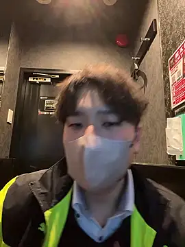 waka3232 online show from March 27, 11:11 am