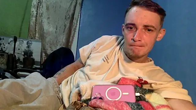 Ilovepussy1911 online show from March 13, 10:45 am