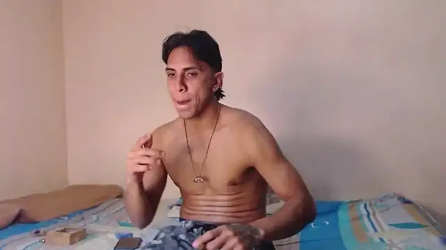 Monkey uchiha777 online show from October 5, 9:30 pm