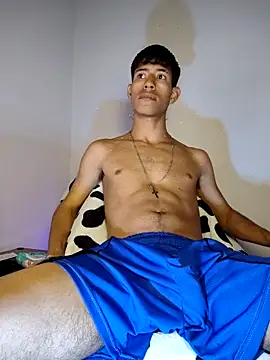 dareck 18 online show from March 23, 11:10 pm