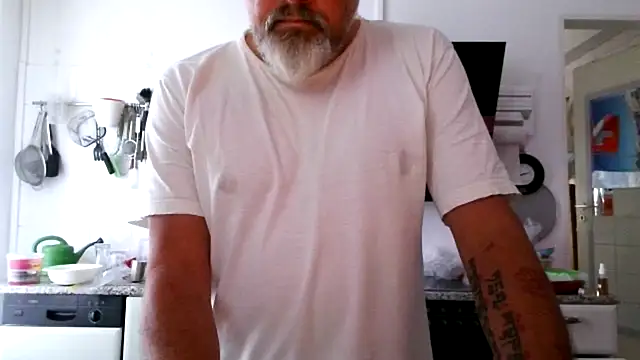 Berg Boy online show from March 17, 7:11 am