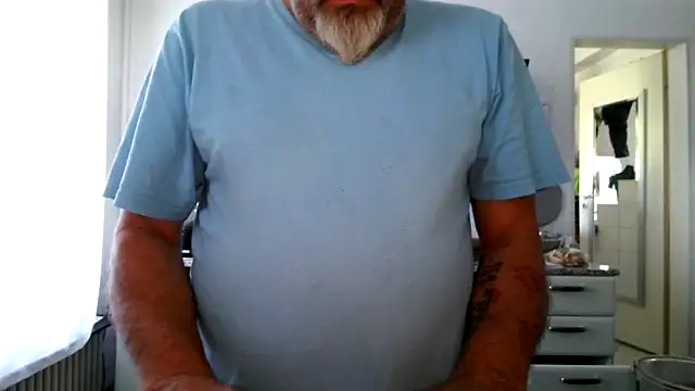 Berg Boy online show from May 25, 6:52 am