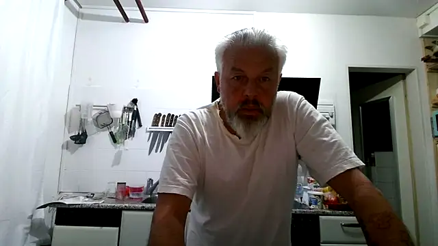 Berg Boy online show from March 21, 11:31 pm