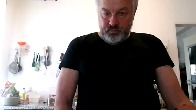 Berg Boy online show from November 24, 12:06 pm