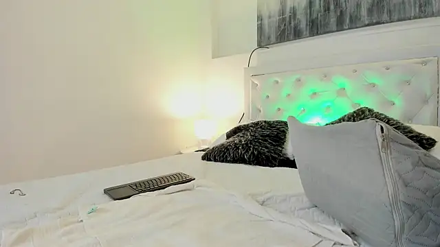 MathewAdams online show from October 2, 7:18 pm