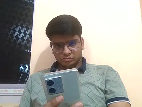 Snapshot of sutfvkii chatting on October 7, 4:55 pm sutfvkii online show from October 7, 4:55 pm
