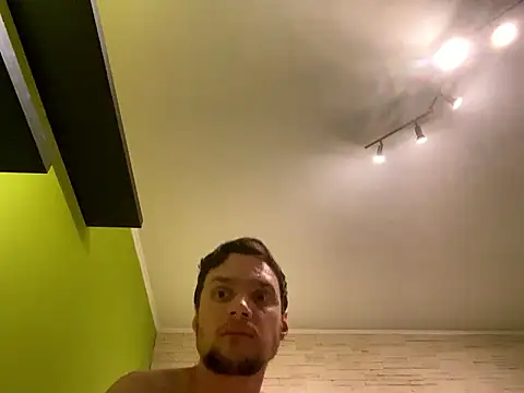 YoungTopGuy online show from December 5, 5:14 am