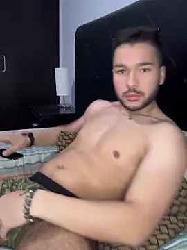 alejocoleman online show from October 28, 9:50 pm