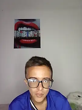 Krbaby2025 online show from March 31, 3:41 am