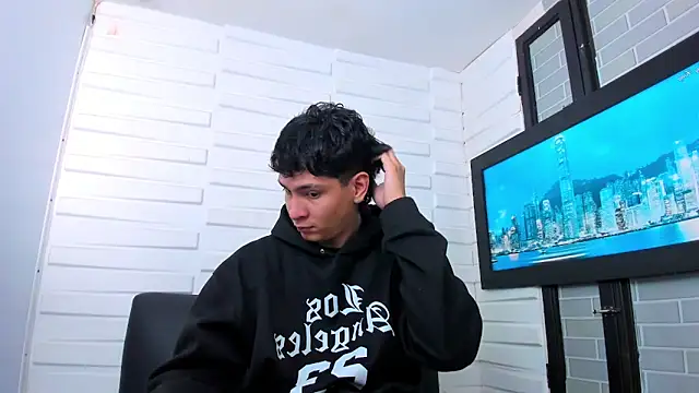 Jhojan twink online show from November 6, 1:14 pm