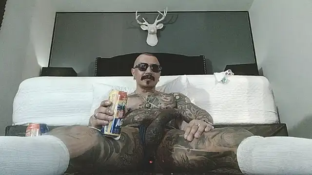 danilog515 online show from April 4, 4:42 am