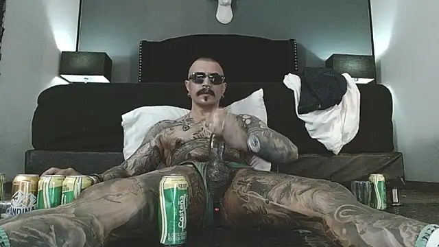 danilog515 online show from March 14, 10:50 pm