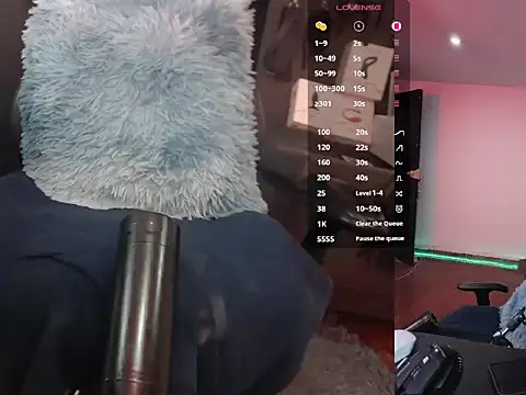 Aaron malikk online show from November 13, 9:36 am