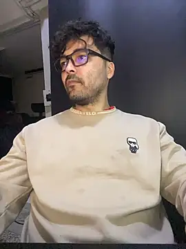 Freakydrag online show from November 27, 5:55 am